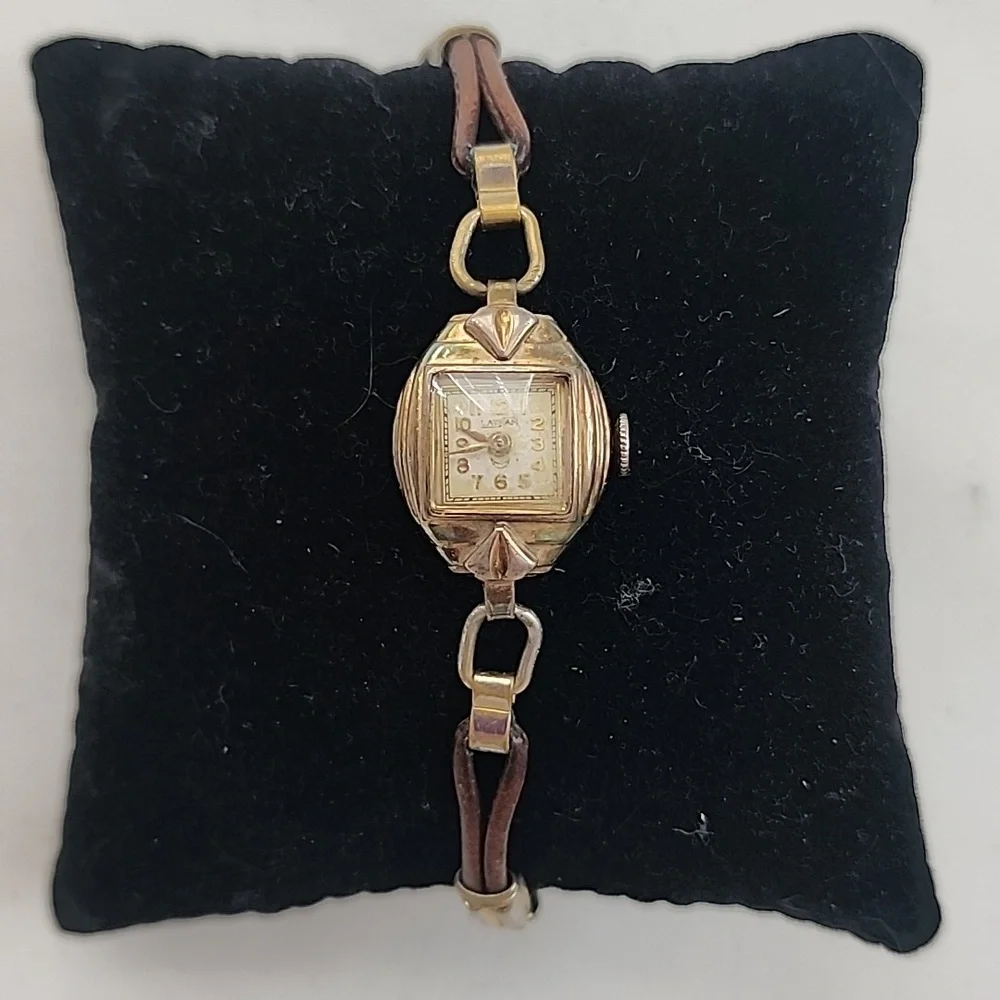 Vintage Latham Swiss Made Rope Style Braclet Watch